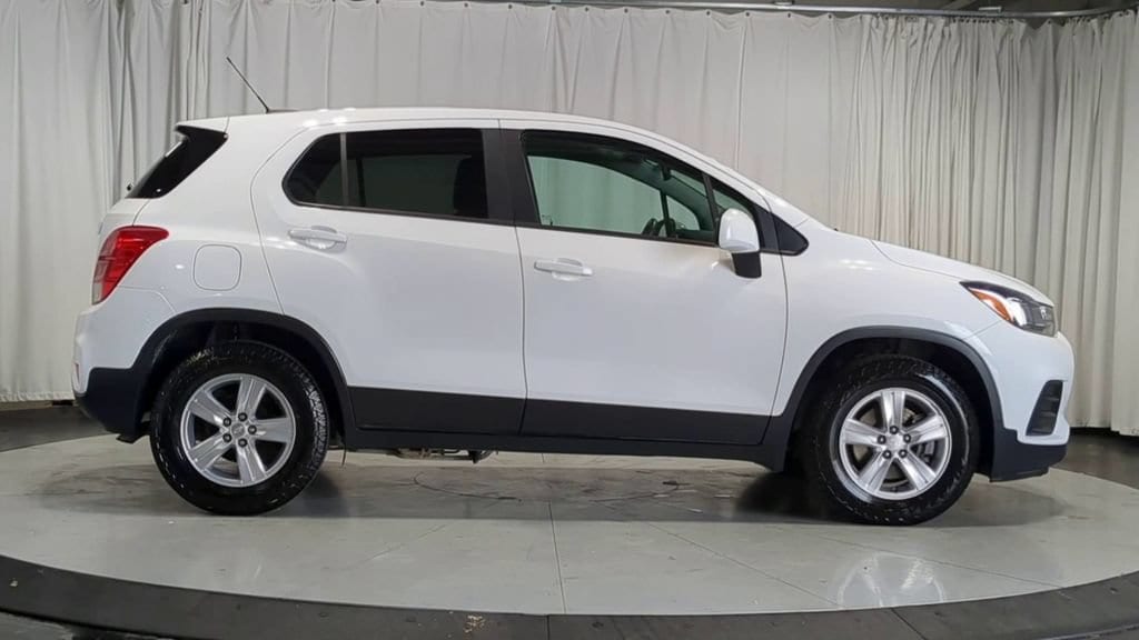 Thumbnail: 2019 Chevrolet Trax - 11