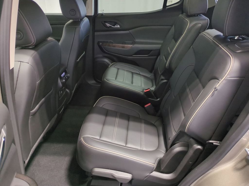 Thumbnail: 2022 GMC Acadia - 18