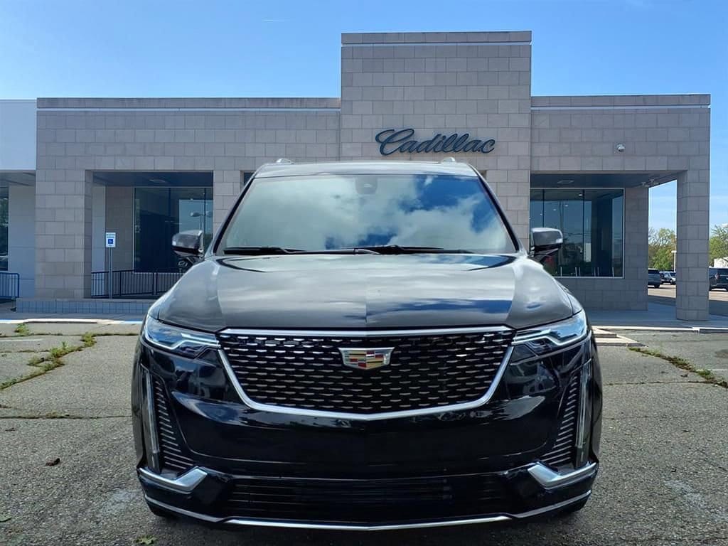 Thumbnail: 2025 Cadillac XT6 - 2