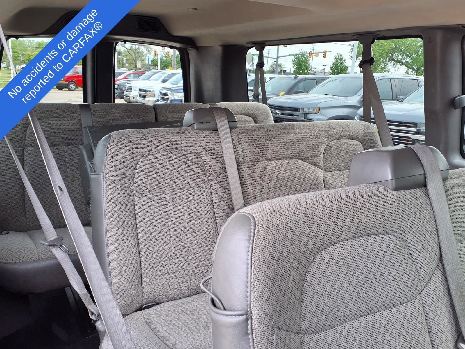 Thumbnail: 2016 Chevrolet Express - 12