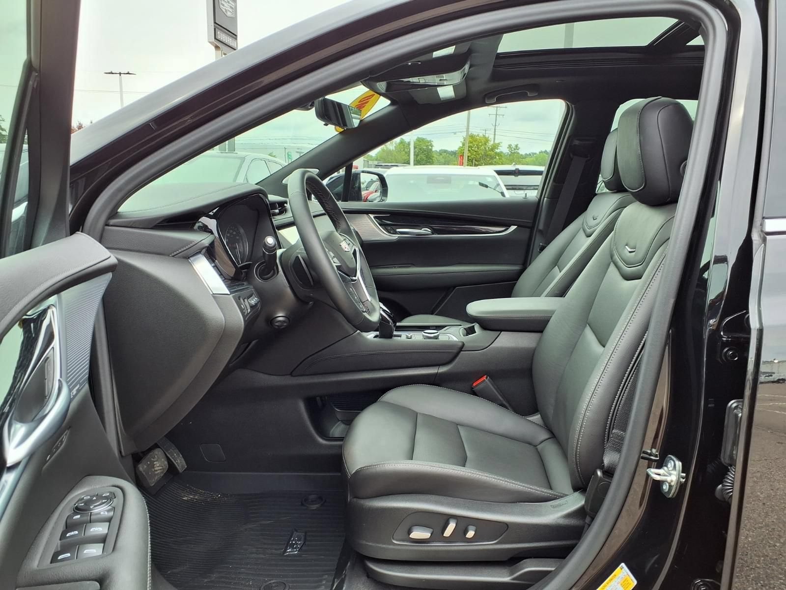 2026 Cadillac XT5 Premium Luxury - Photo 15
