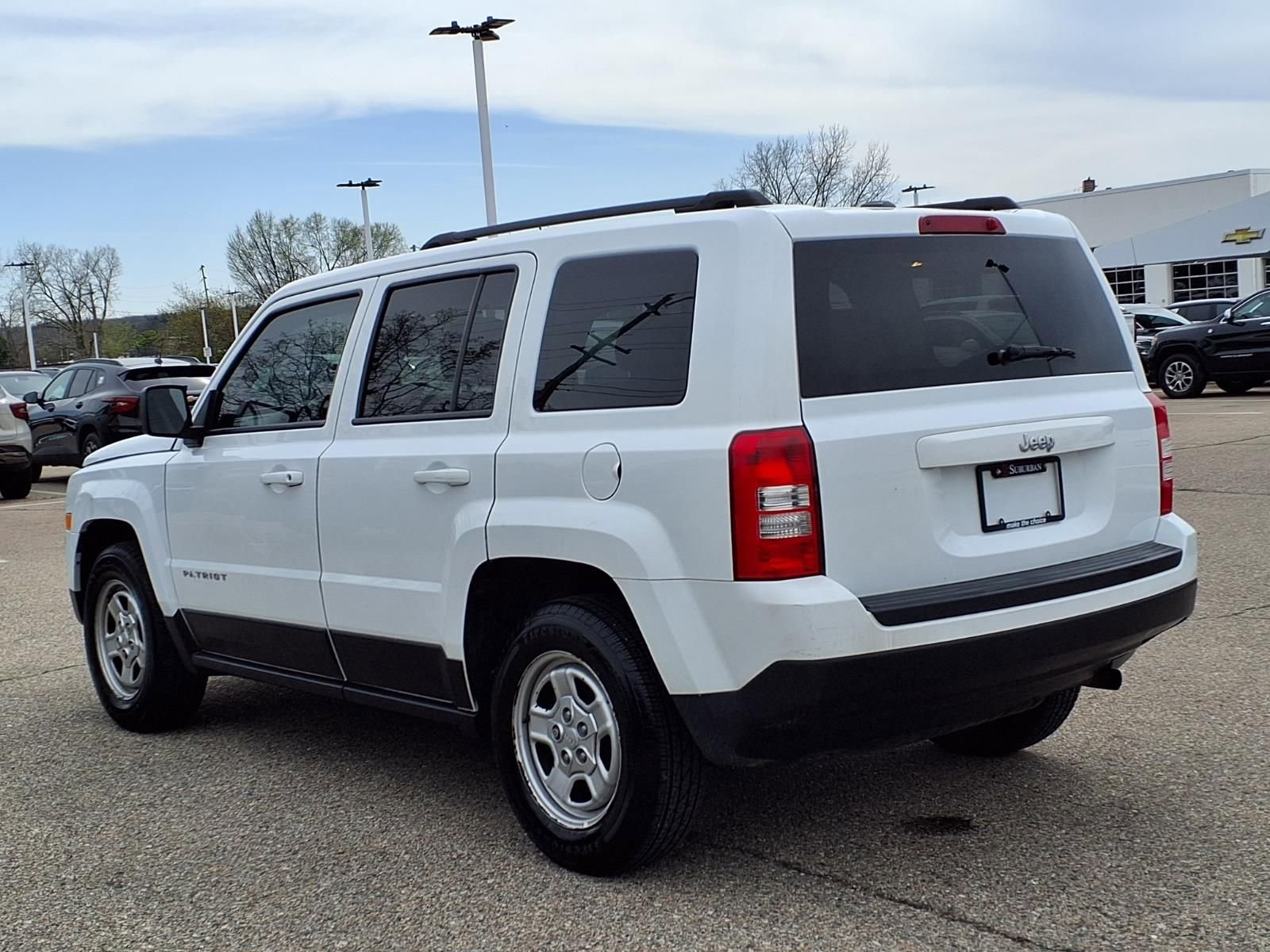 Thumbnail: 2017 Jeep Patriot - 7