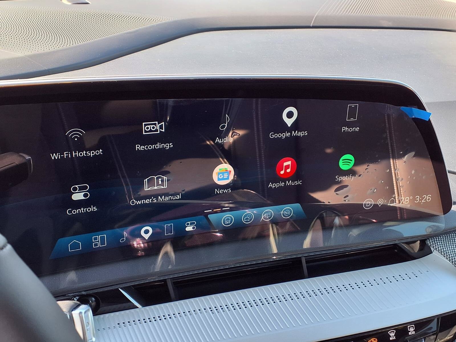 2027 Cadillac OPTIQ Luxury - Photo 18