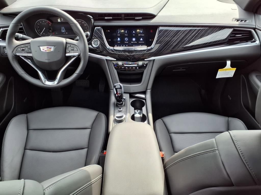 Thumbnail: 2025 Cadillac XT6 - 9