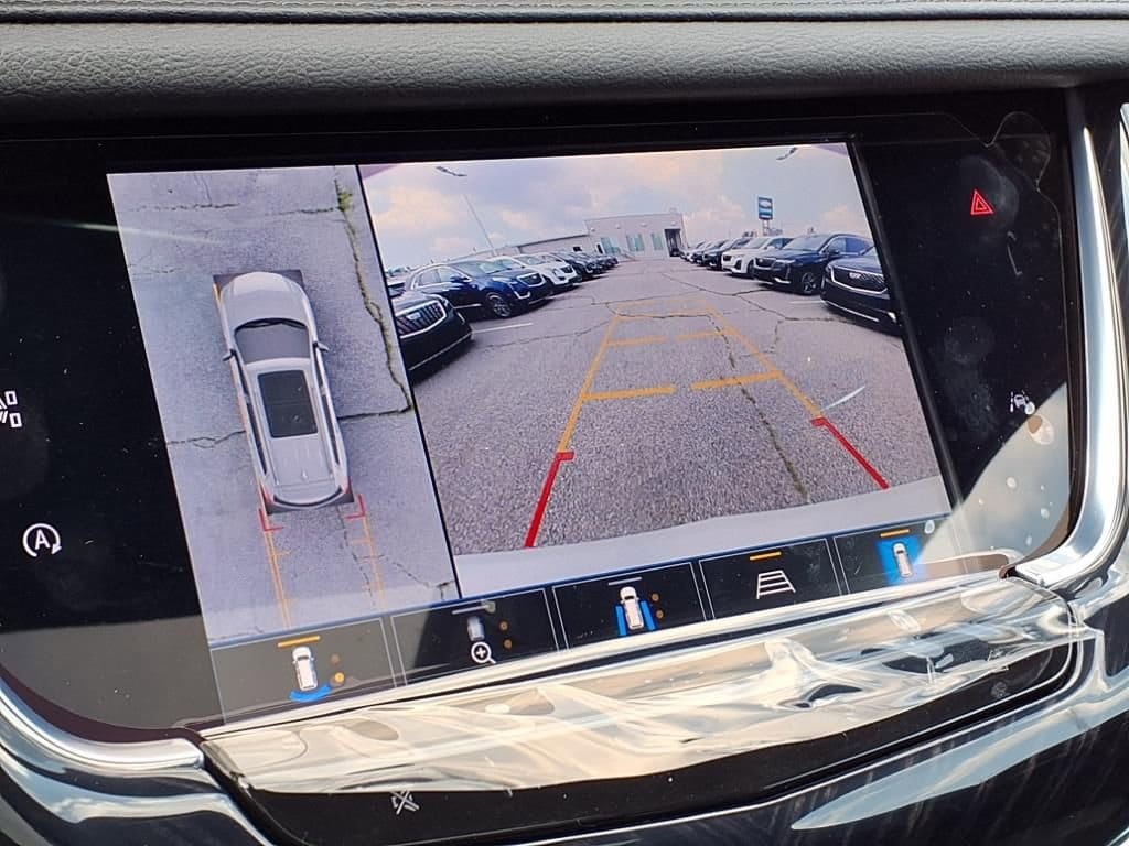 Thumbnail: 2025 Cadillac XT6 - 20