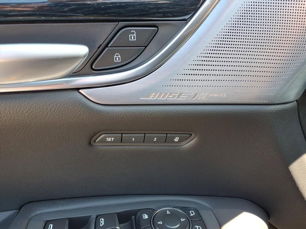 Thumbnail: 2025 Cadillac XT5 - 14