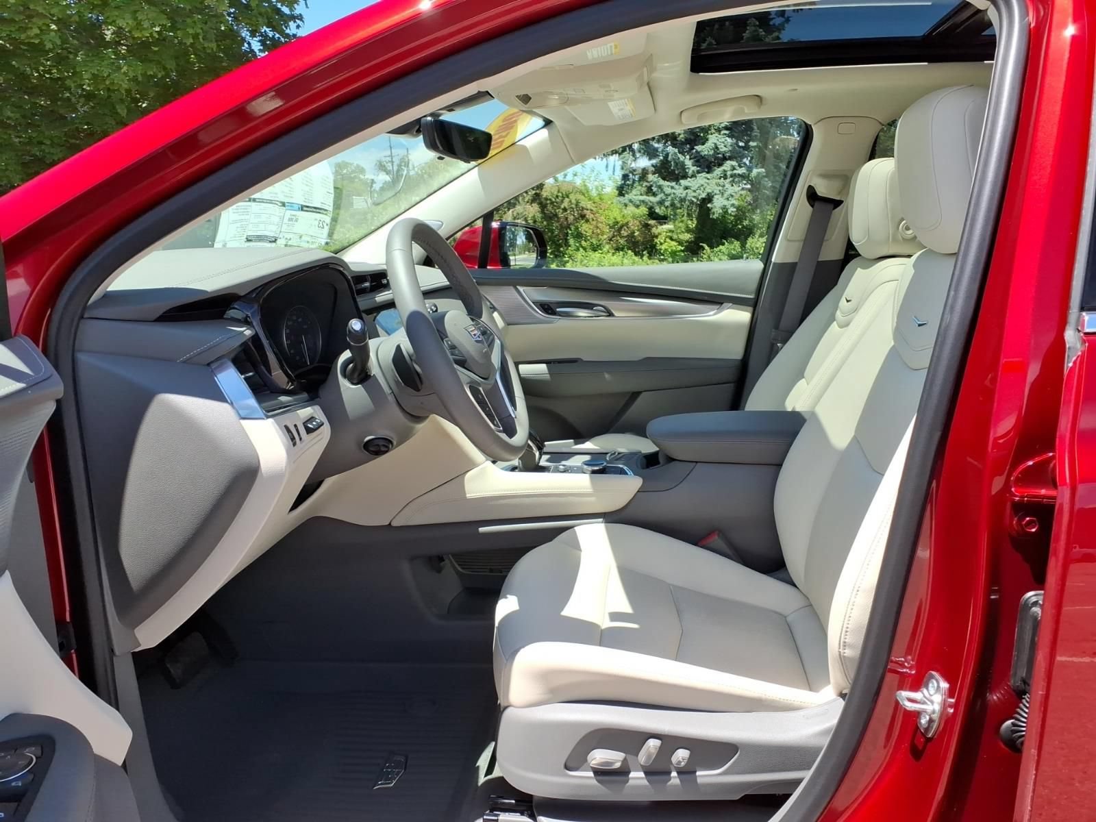 2026 Cadillac XT5 Premium Luxury - Photo 13