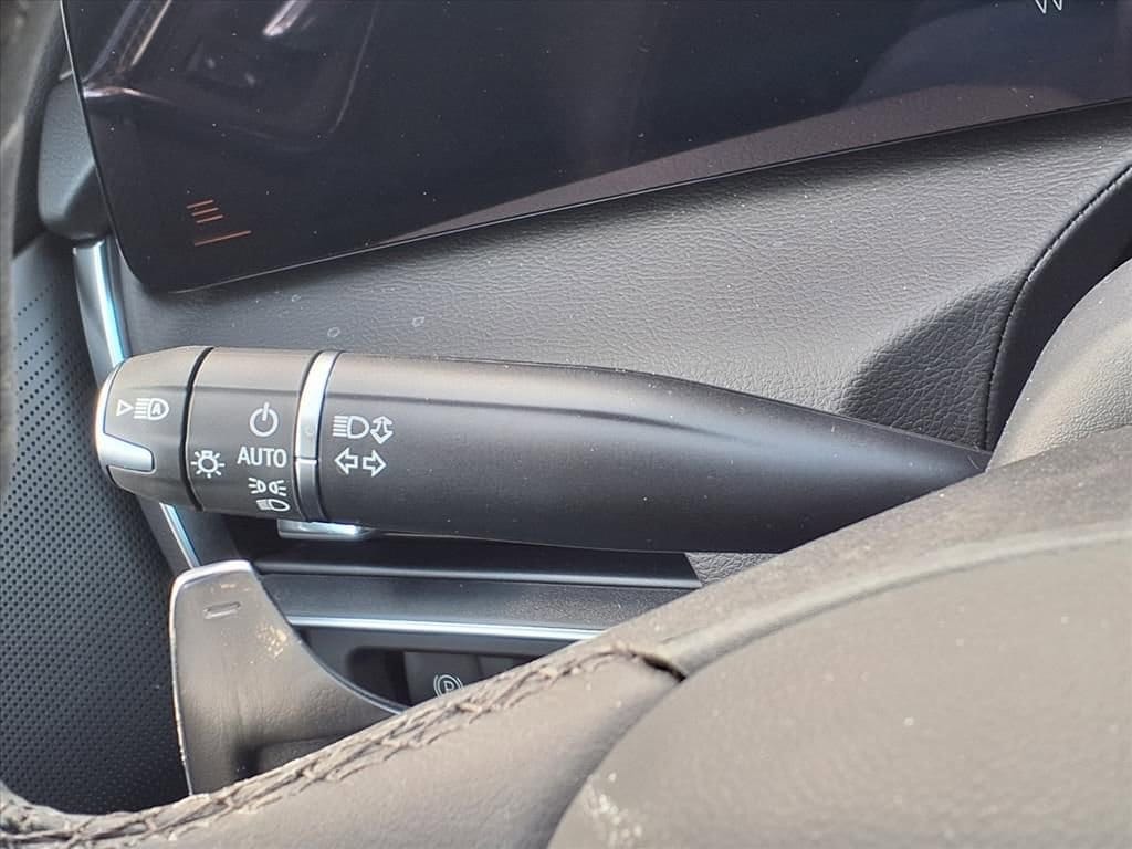 Thumbnail: 2026 Cadillac CT5 - 18