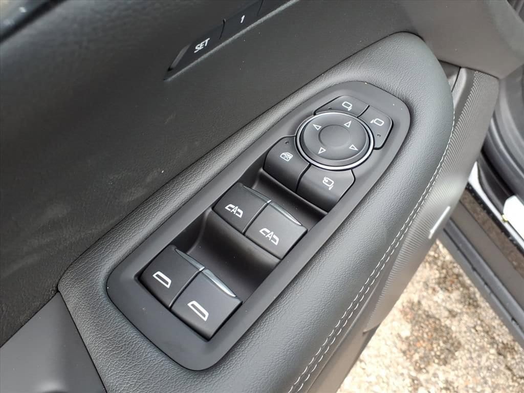 Thumbnail: 2025 Cadillac XT6 - 11