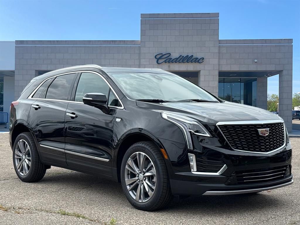 2025 Cadillac XT5 Premium Luxury photo 3
