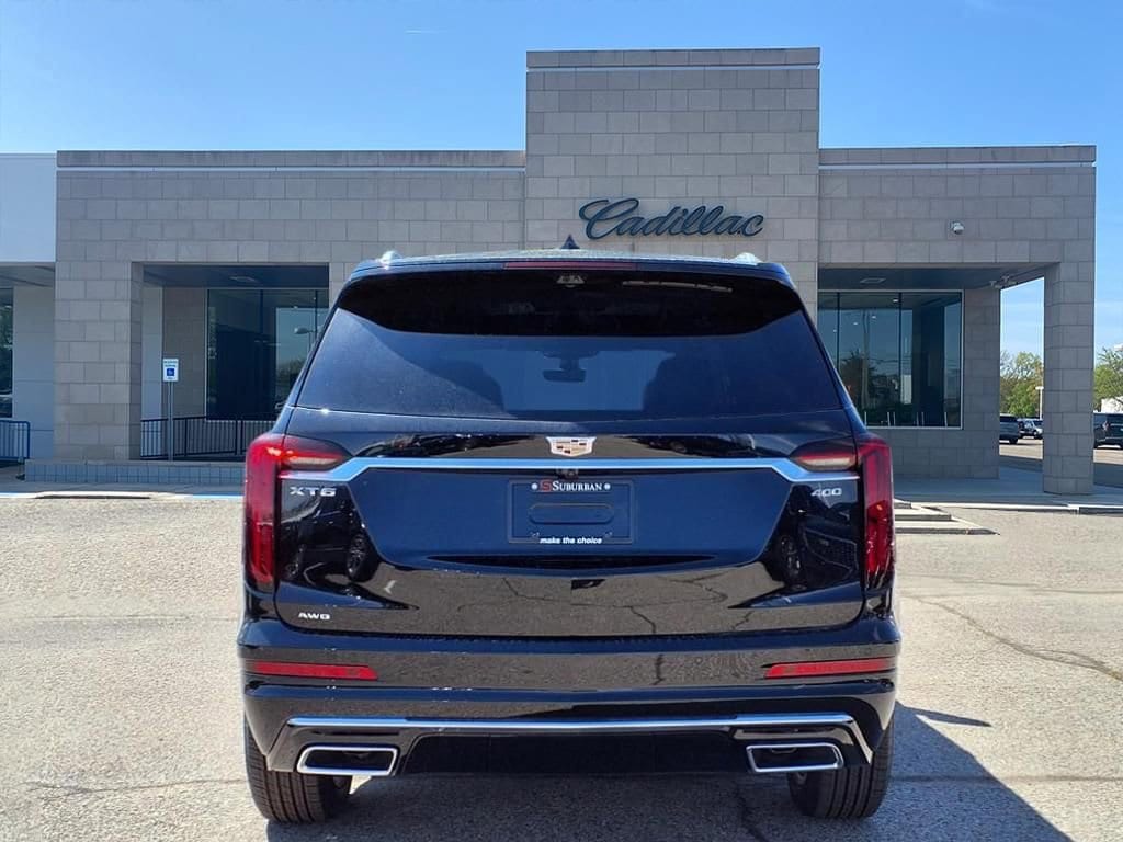 Thumbnail: 2025 Cadillac XT6 - 5