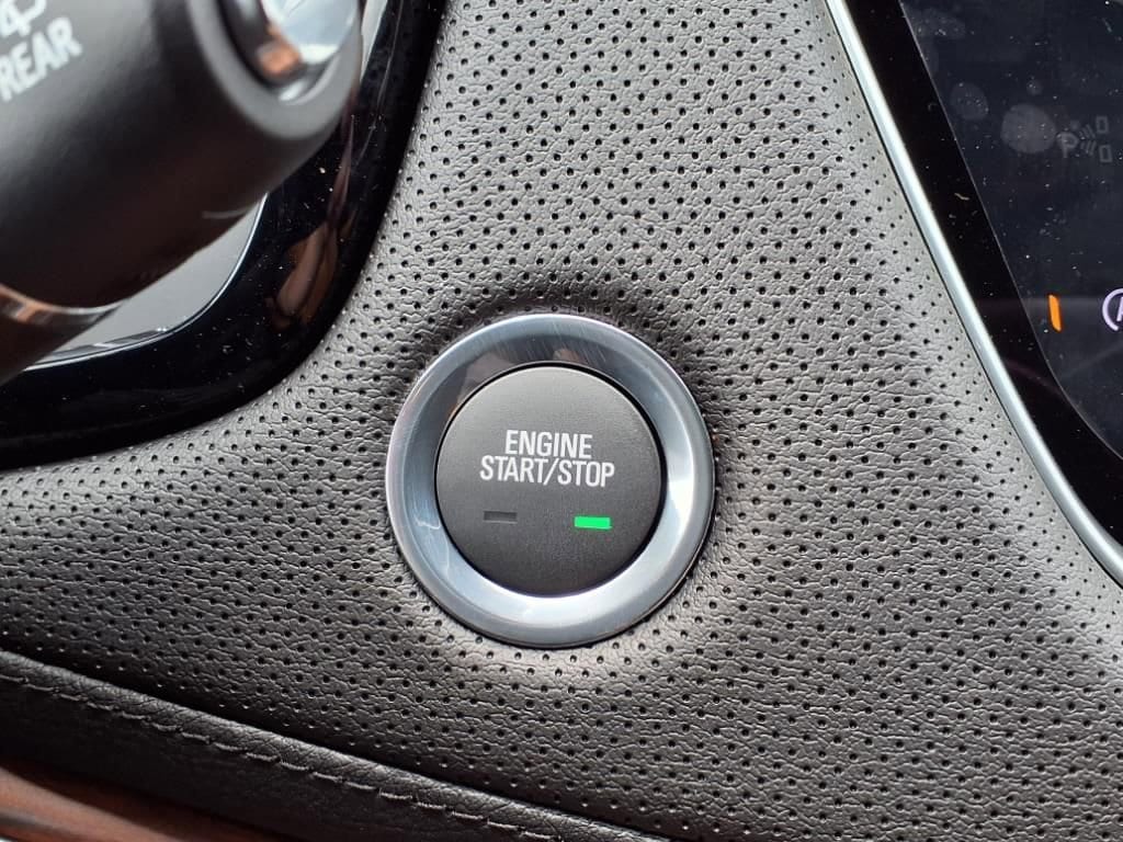 Thumbnail: 2025 Cadillac XT5 - 21