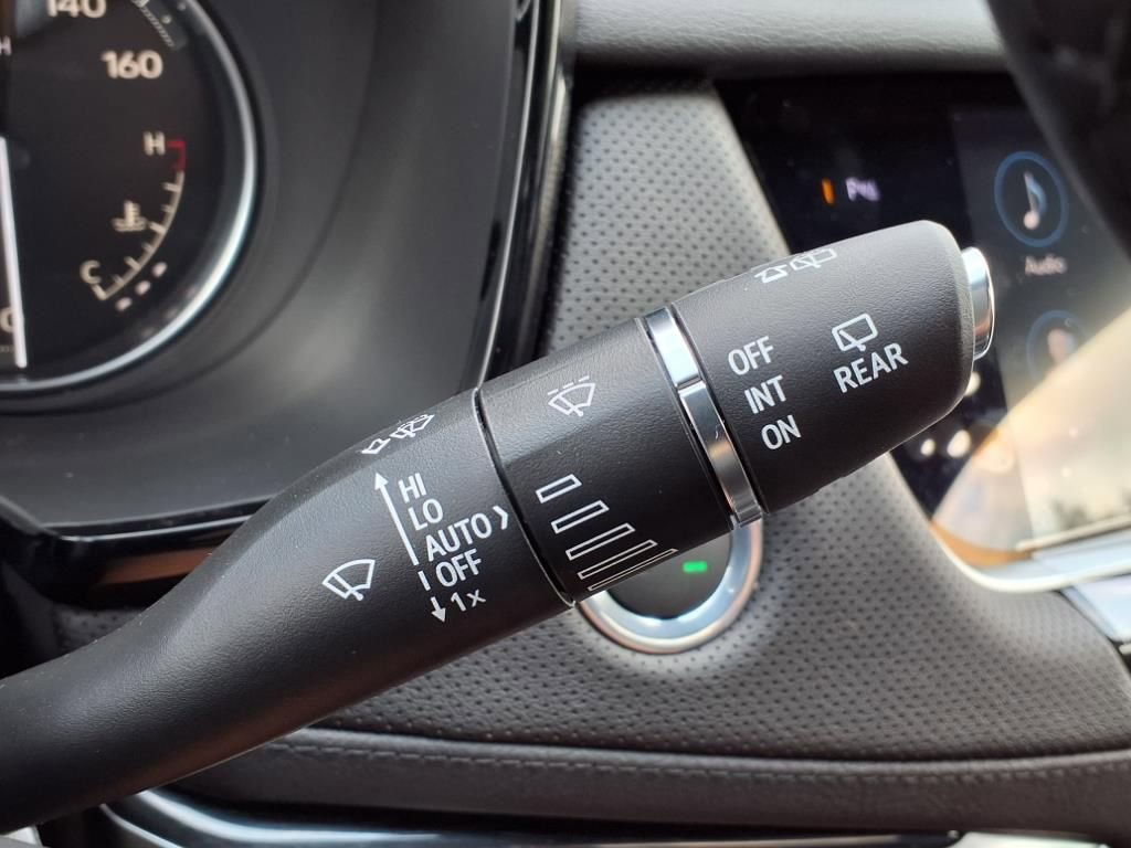 Thumbnail: 2025 Cadillac XT5 - 17