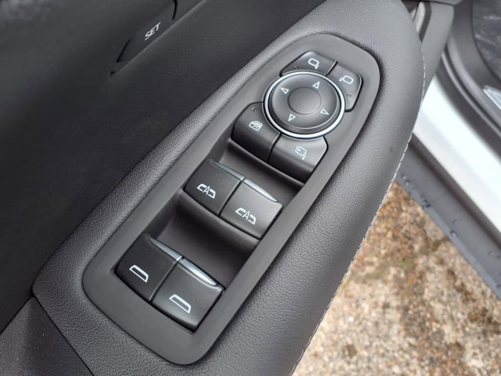 Thumbnail: 2025 Cadillac XT5 - 12