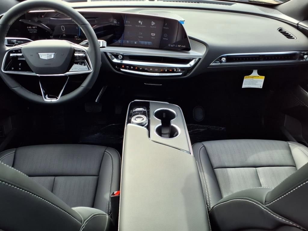 2025 Cadillac Lyriq Sport 1 9
