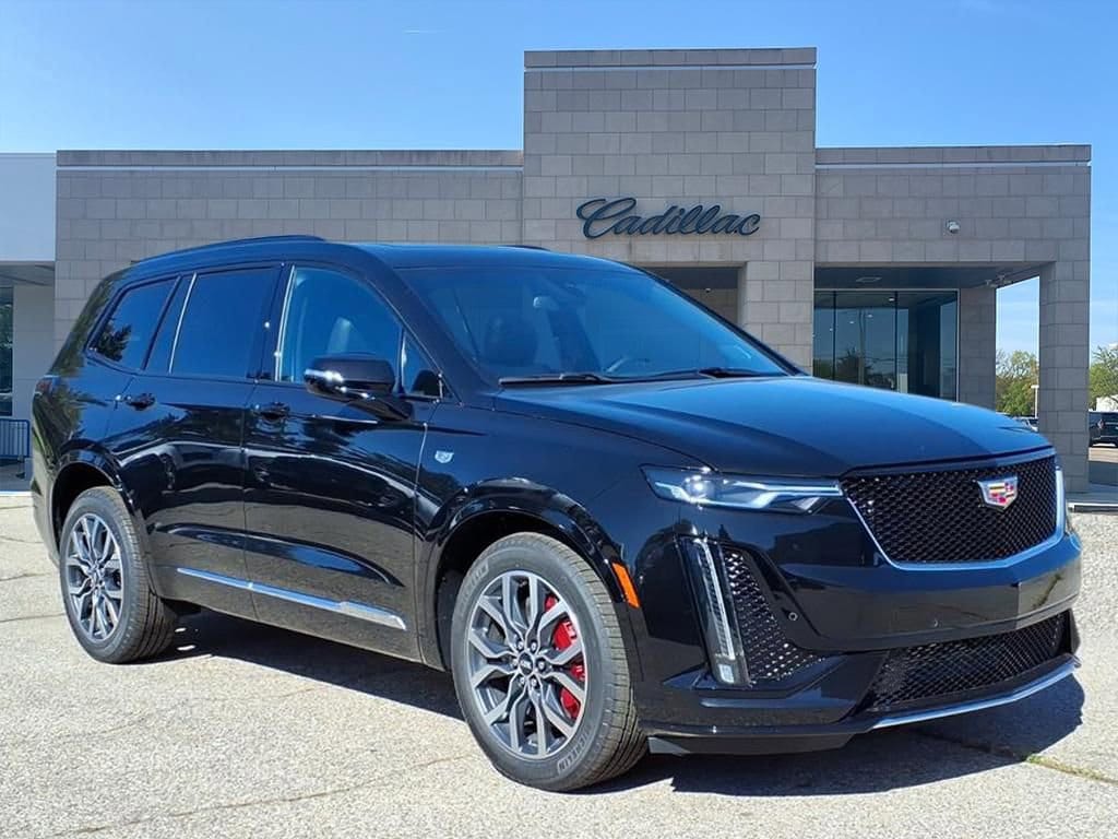 Thumbnail: 2025 Cadillac XT6 - 3