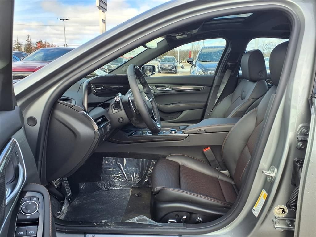 Thumbnail: 2026 Cadillac CT5 - 14