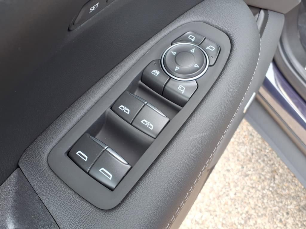 2025 Cadillac XT5 Premium Luxury 11