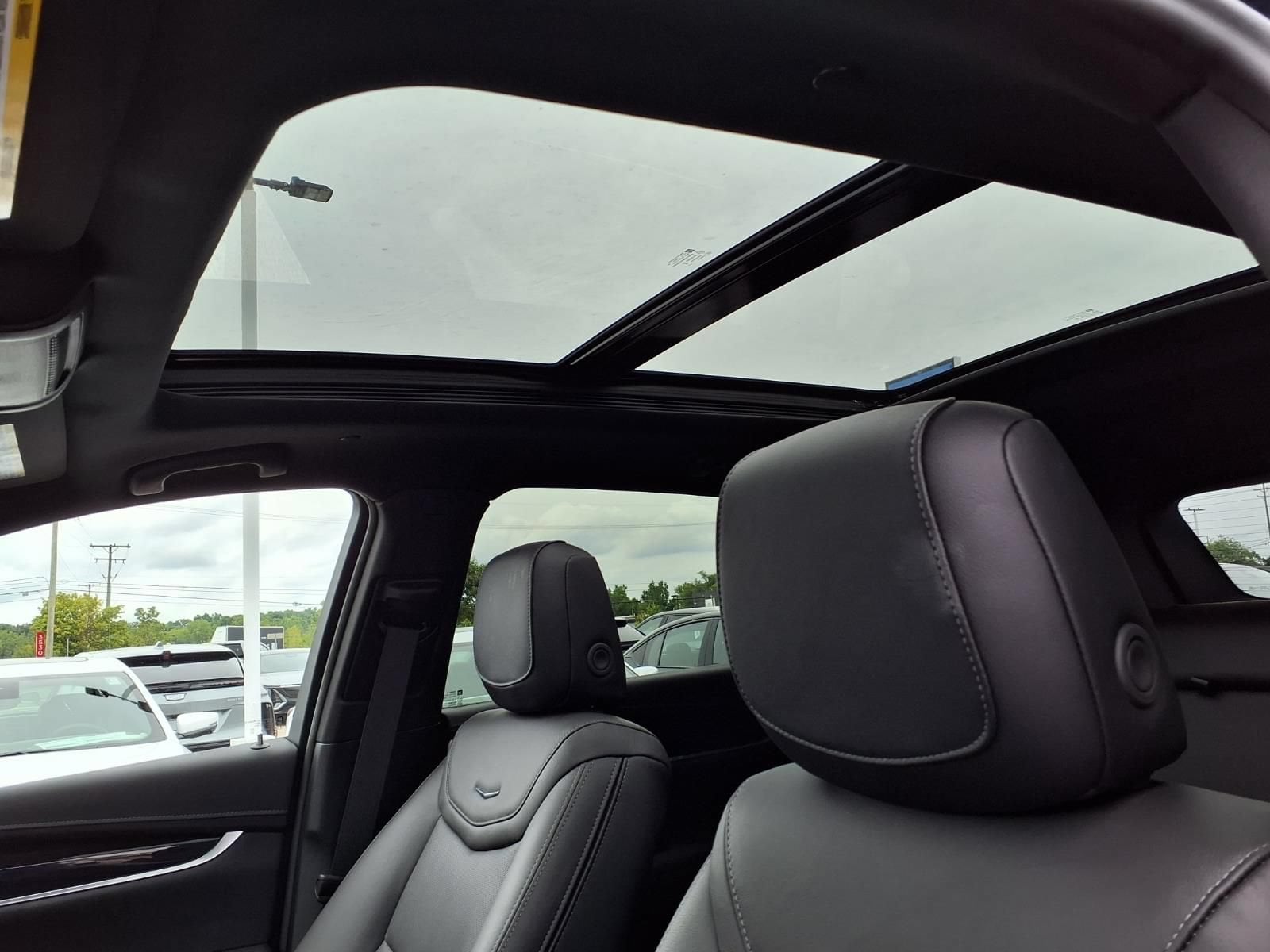2026 Cadillac XT5 Premium Luxury - Photo 16