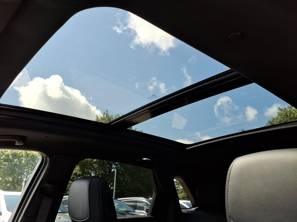 Thumbnail: 2025 Cadillac XT5 - 11