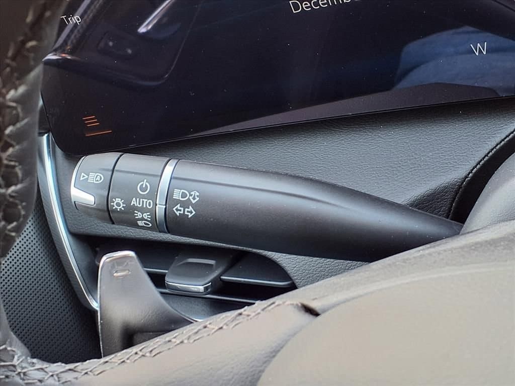 Thumbnail: 2026 Cadillac CT5 - 18