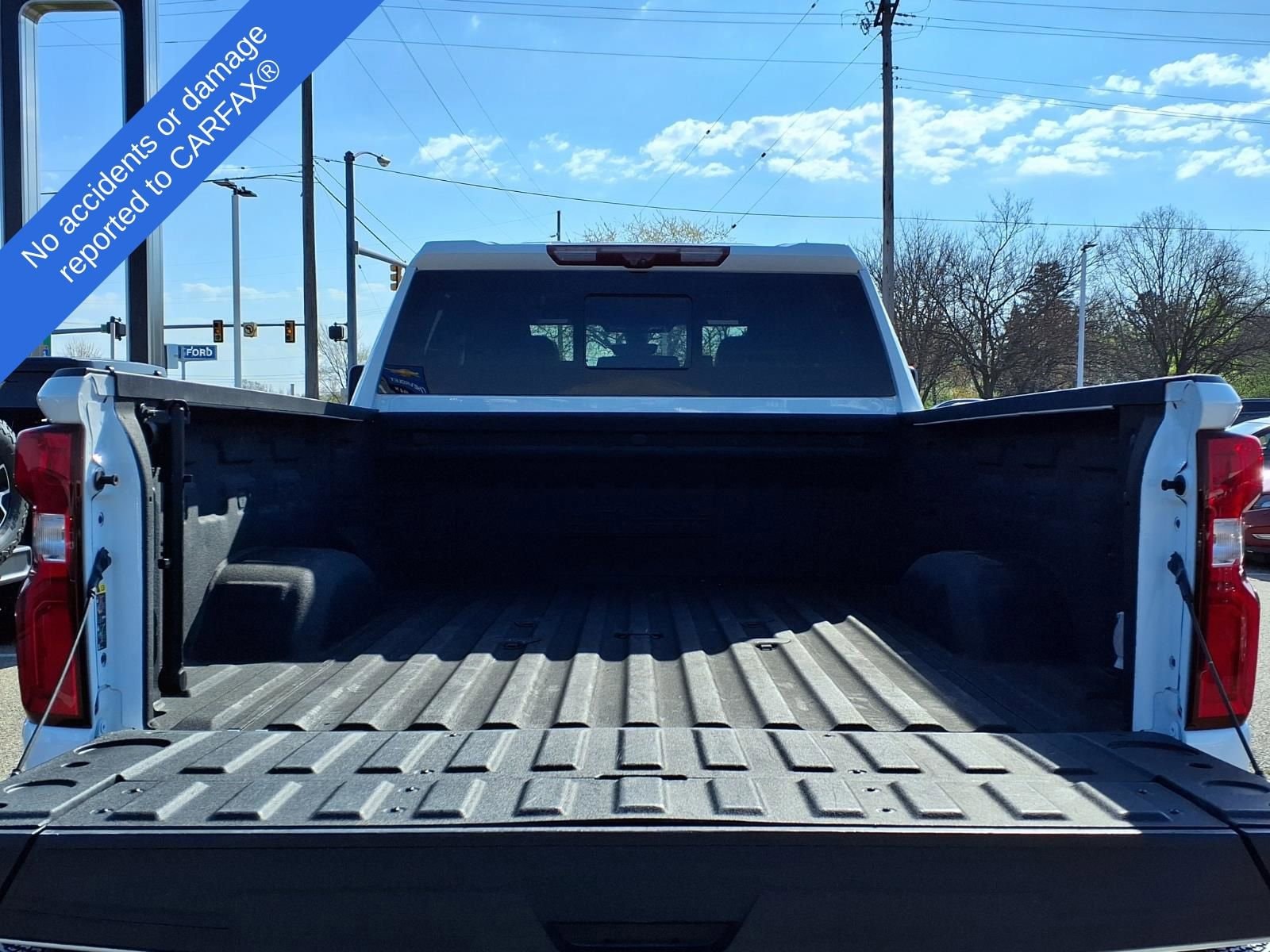 Thumbnail: 2022 Chevrolet Silverado 3500 - 11