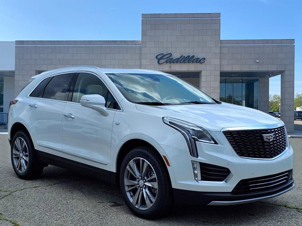 2025 Cadillac XT5 Premium Luxury photo 3
