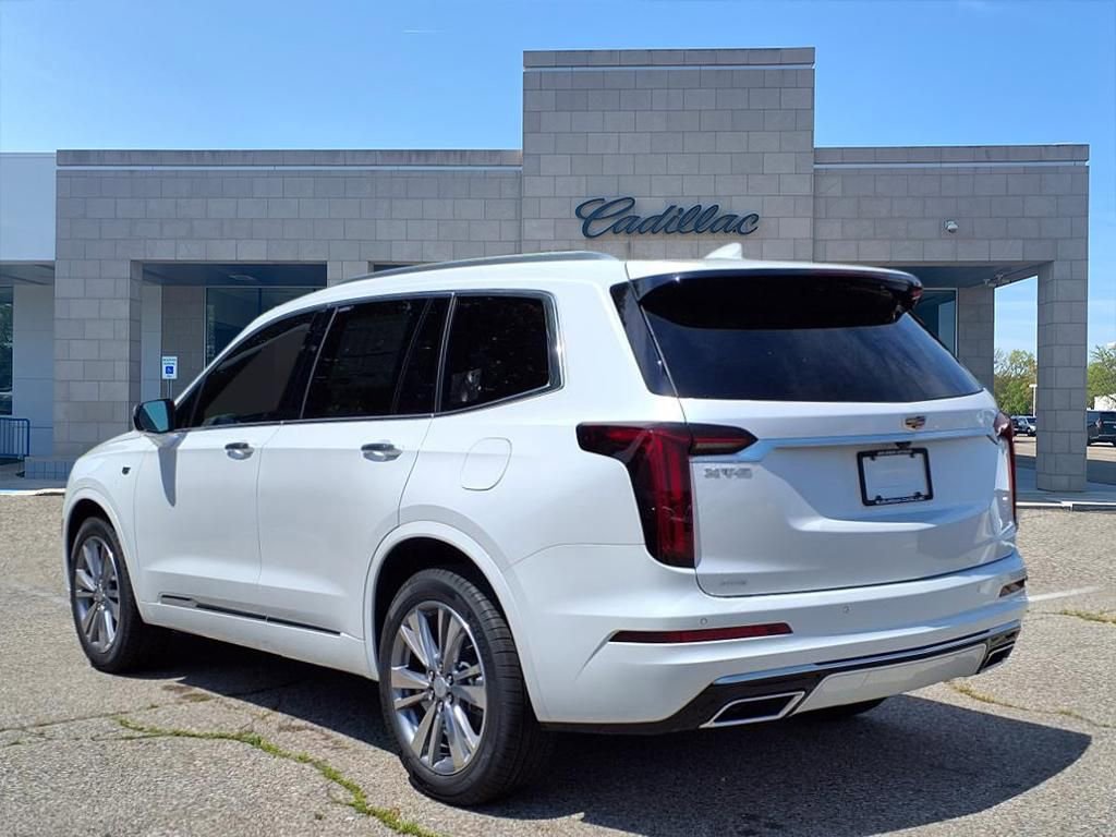 Thumbnail: 2025 Cadillac XT6 - 6