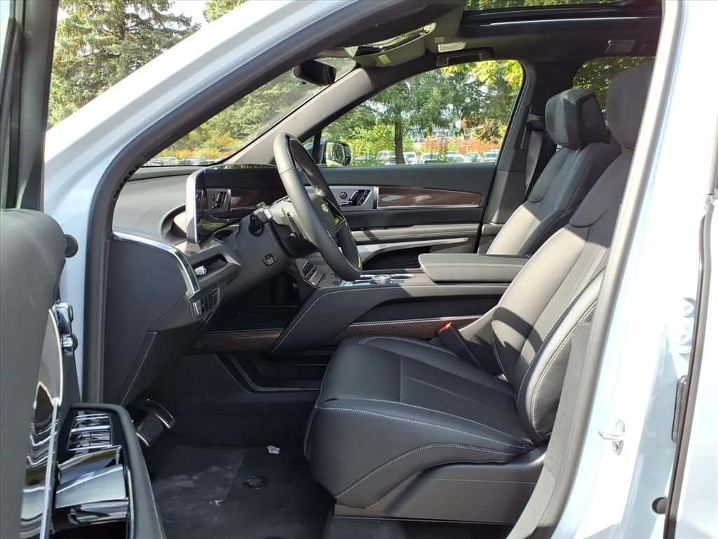 2026 Cadillac VISTIQ Sport - Photo 15