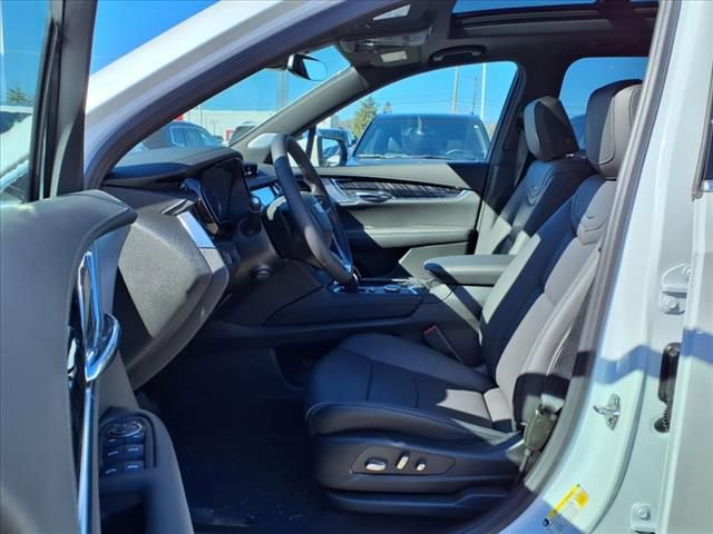 Thumbnail: 2025 Cadillac XT6 - 13