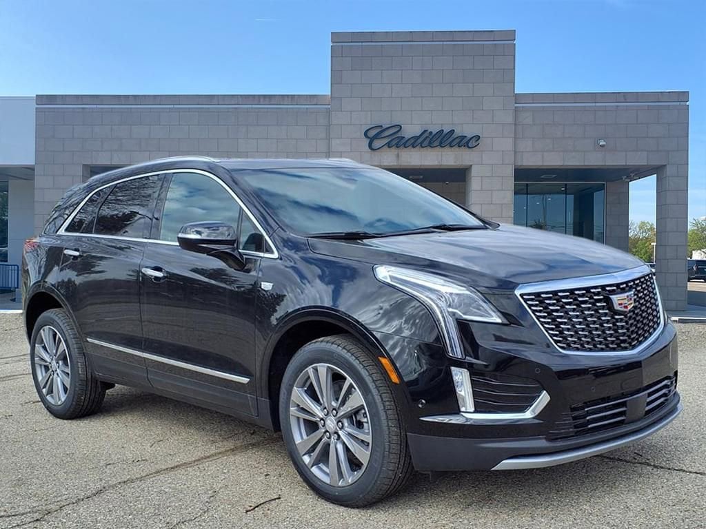 Thumbnail: 2026 Cadillac XT5 - 3