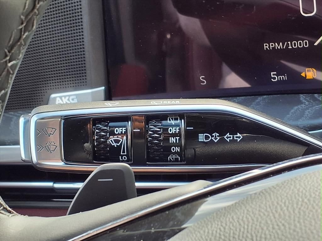 Thumbnail: 2026 Cadillac Escalade - 15