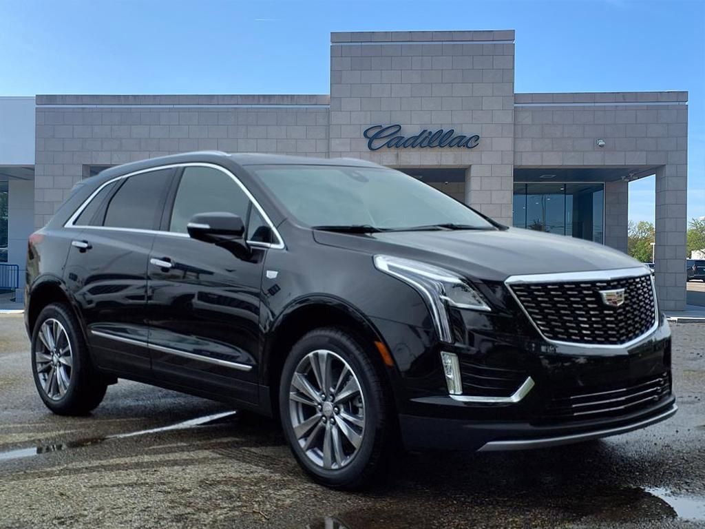 2025 Cadillac XT5 Premium Luxury photo 3