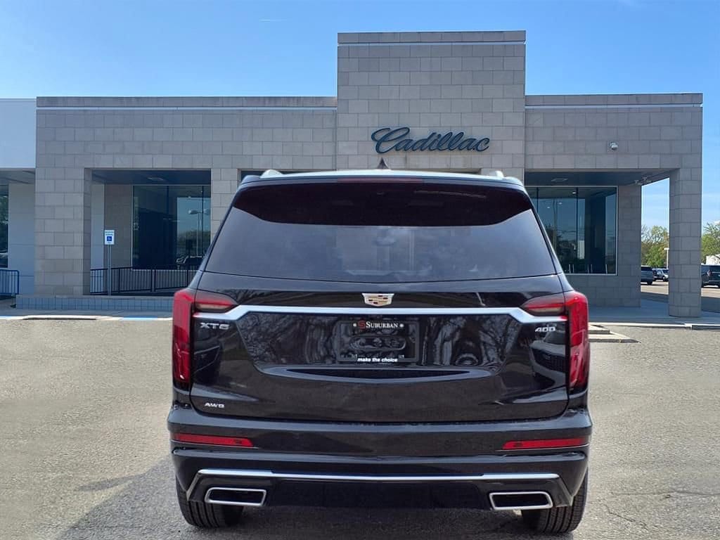 Thumbnail: 2025 Cadillac XT6 - 5