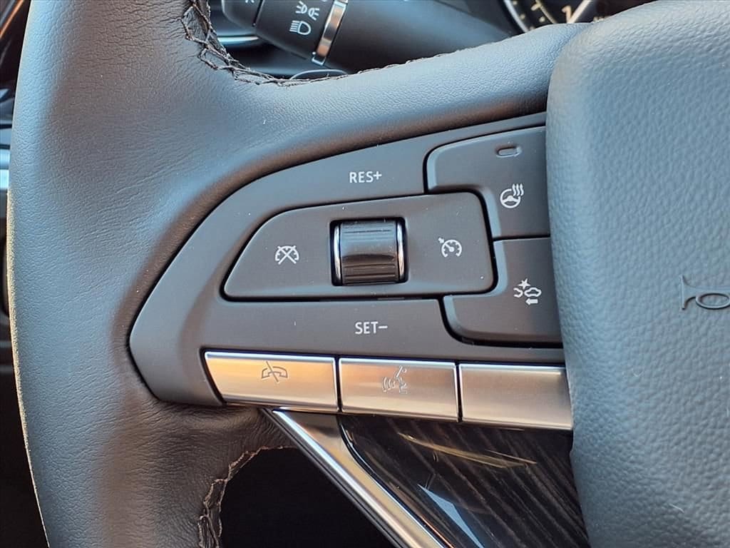 Thumbnail: 2025 Cadillac XT6 - 21