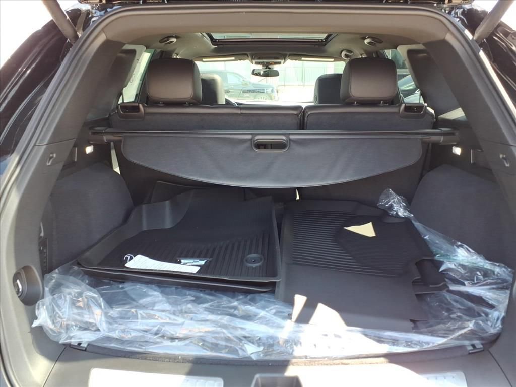 Thumbnail: 2025 Cadillac XT5 - 7