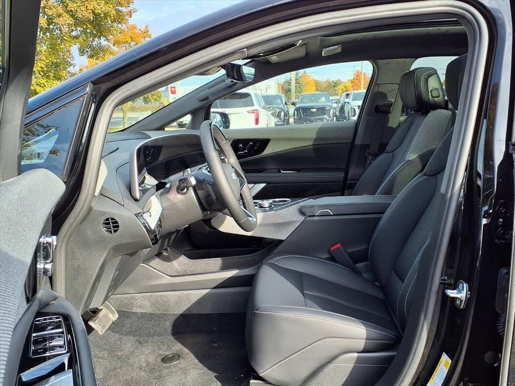 Thumbnail: 2026 Cadillac Optiq - 15