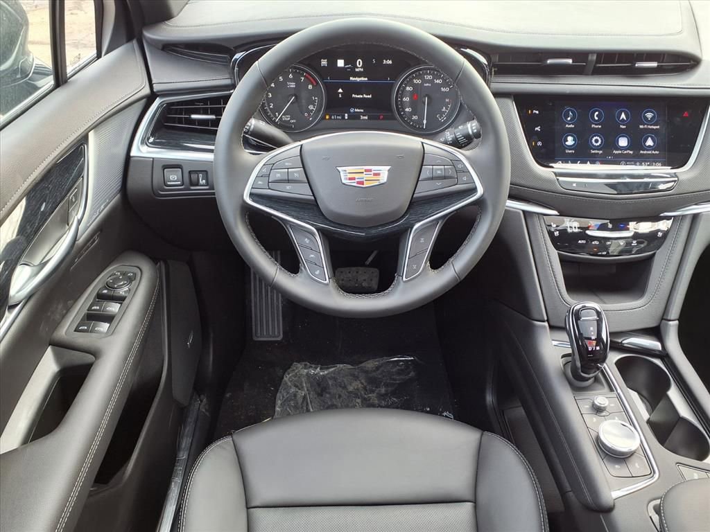 Thumbnail: 2026 Cadillac XT5 - 11