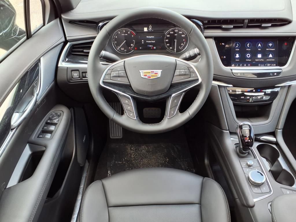 Thumbnail: 2025 Cadillac XT5 - 10