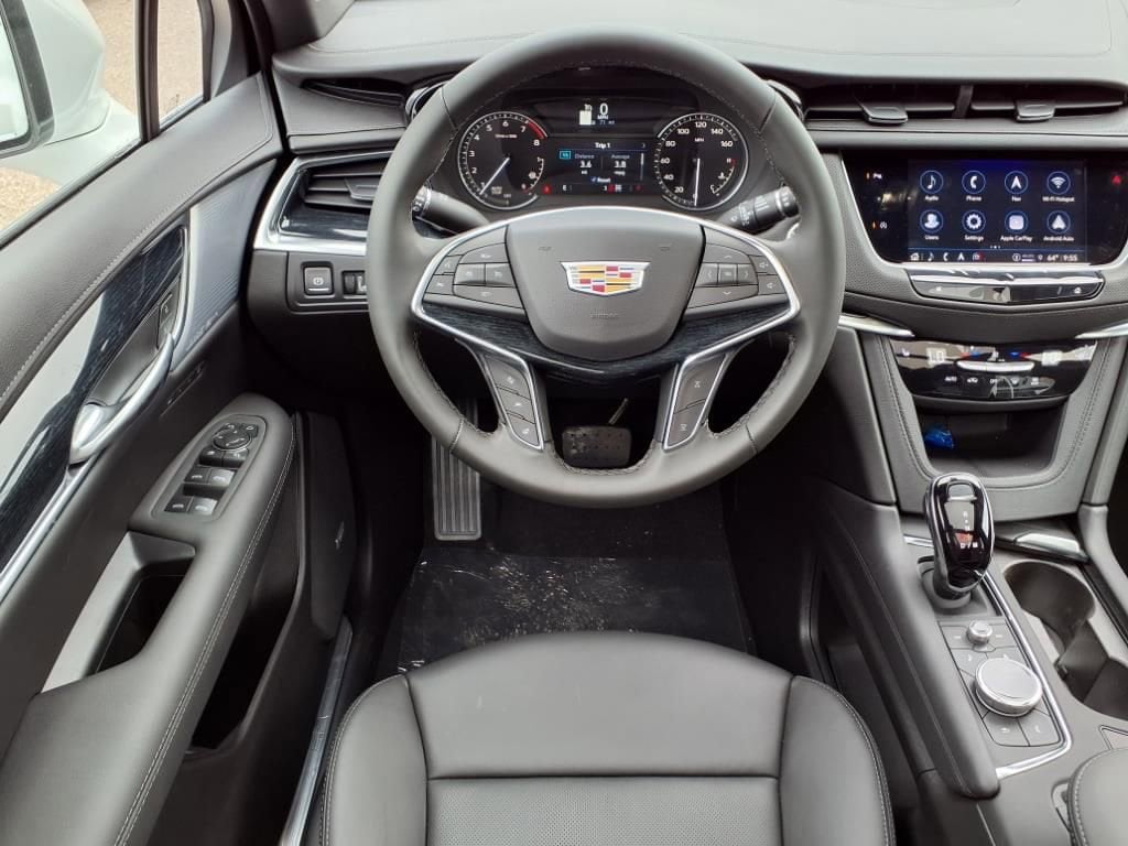 Thumbnail: 2025 Cadillac XT5 - 10