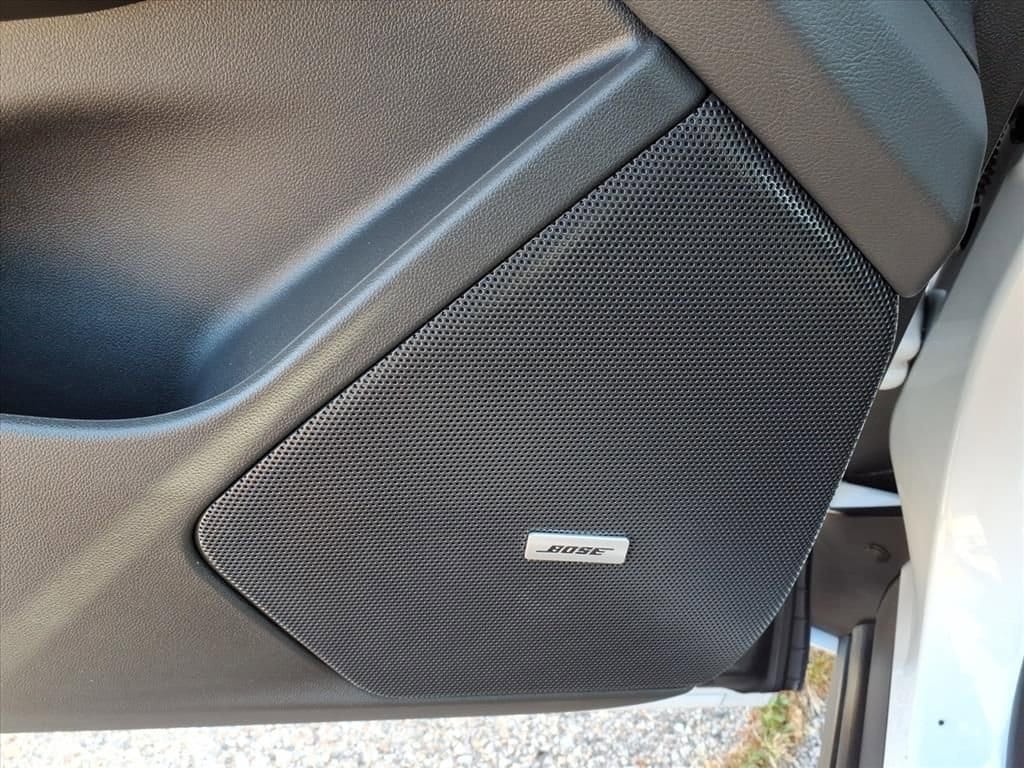 Thumbnail: 2025 Cadillac XT6 - 13