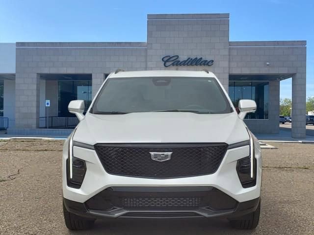 2024 Cadillac XT4 Sport 2