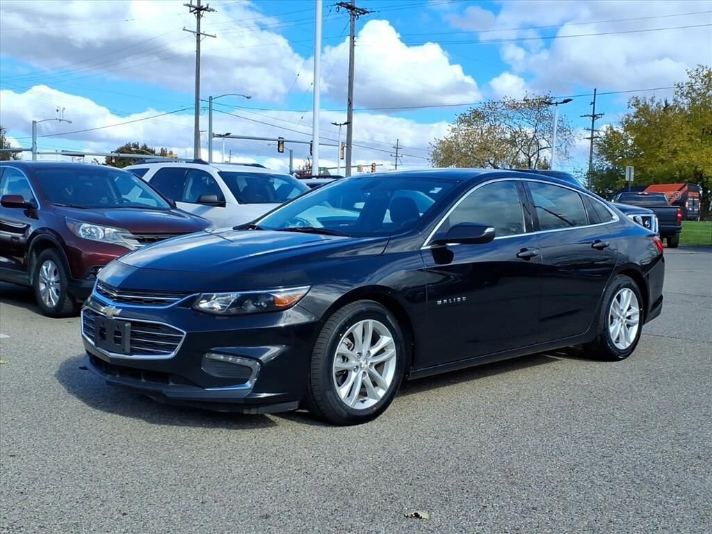 Used 2017 Chevrolet Malibu LT Sedan