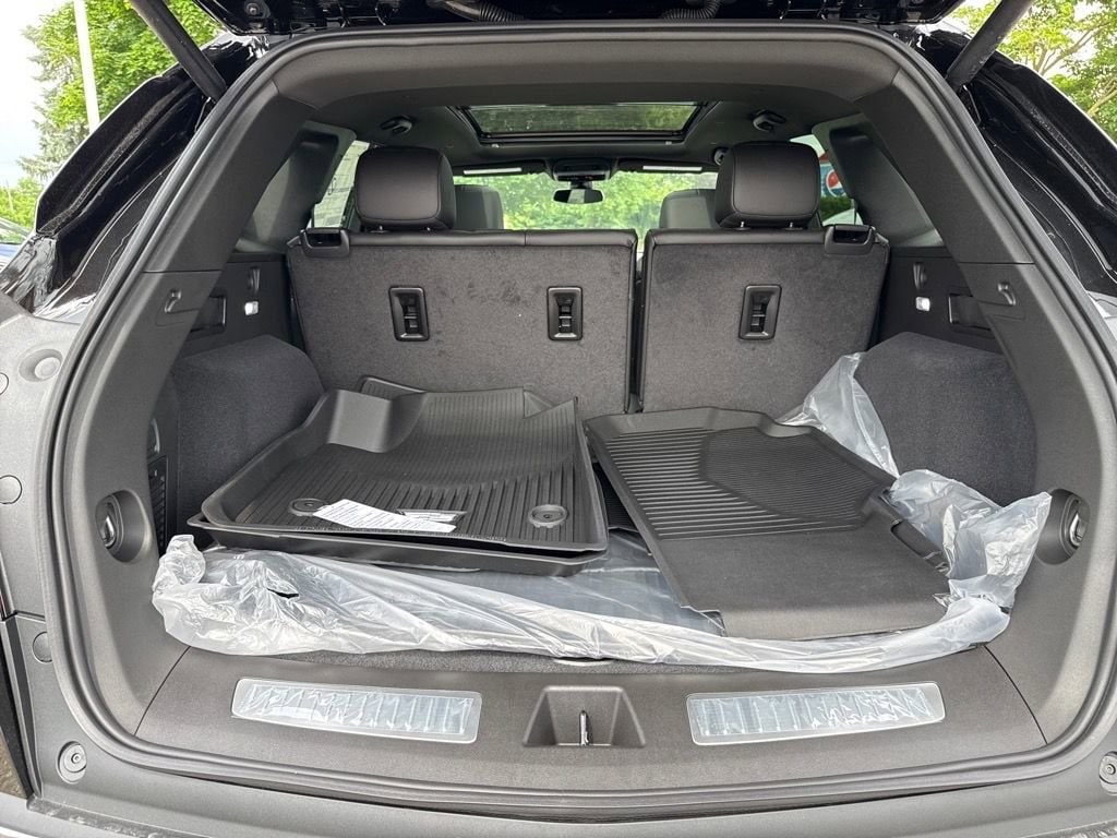 Thumbnail: 2025 Cadillac XT5 - 7