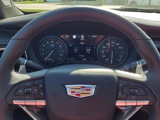 2025 Cadillac XT6 Sport 31