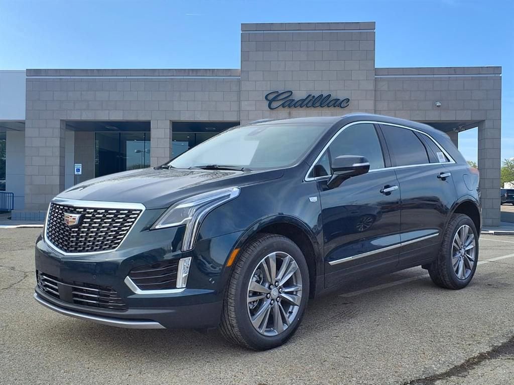 Thumbnail: 2026 Cadillac XT5 - 1