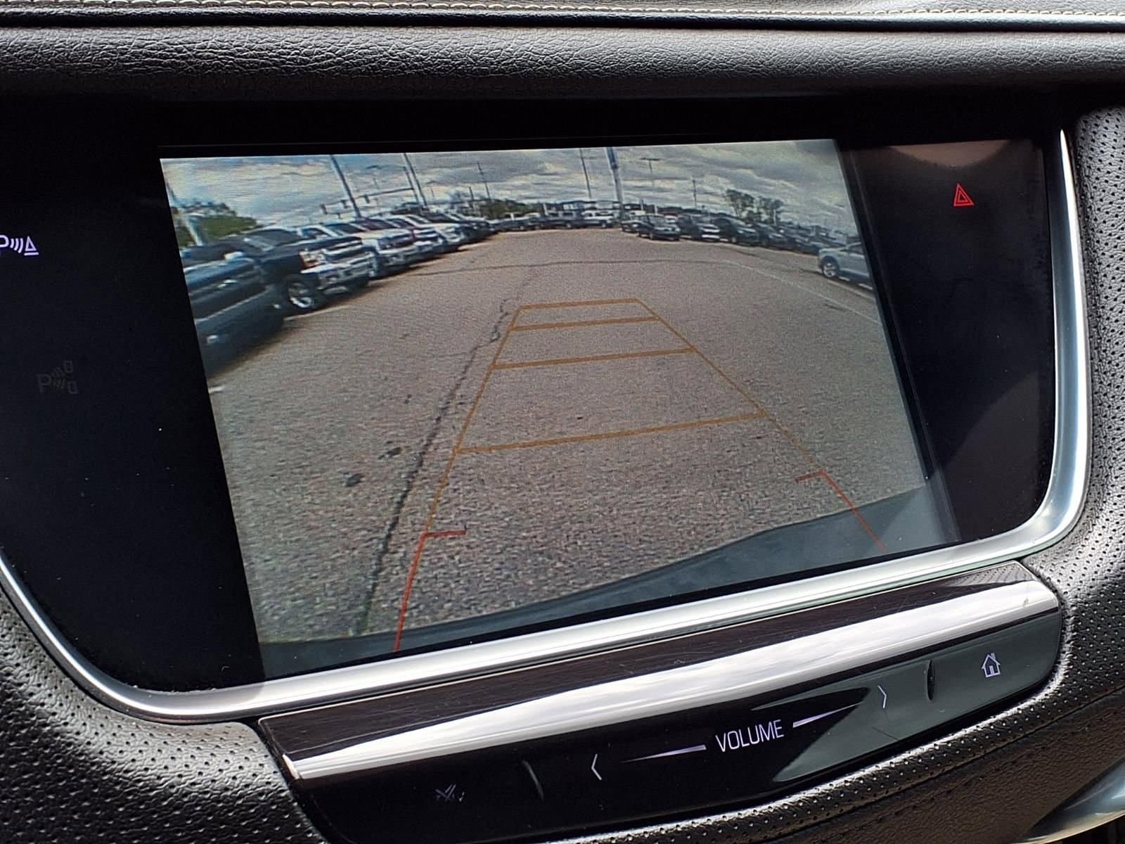 Thumbnail: 2019 Cadillac XT5 - 21