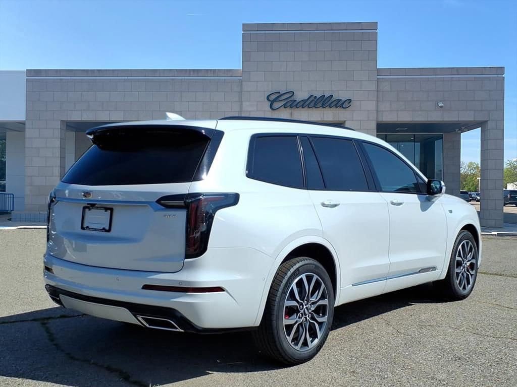 New 2025 CADILLAC XT6 Sport SUV