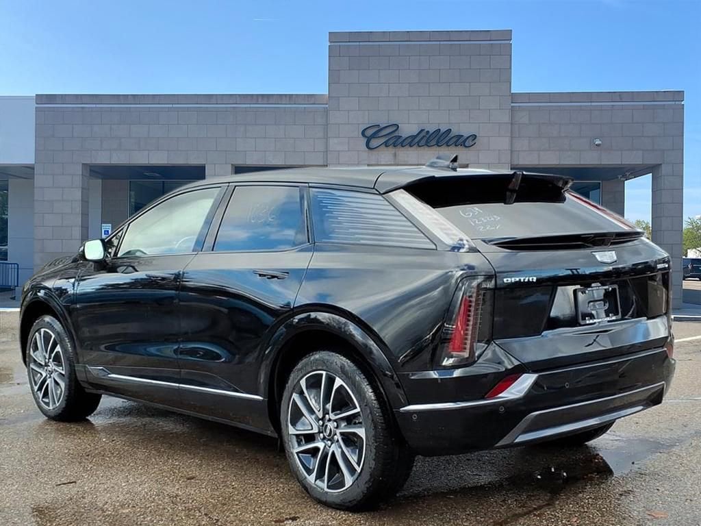 Thumbnail: 2026 Cadillac Optiq - 6