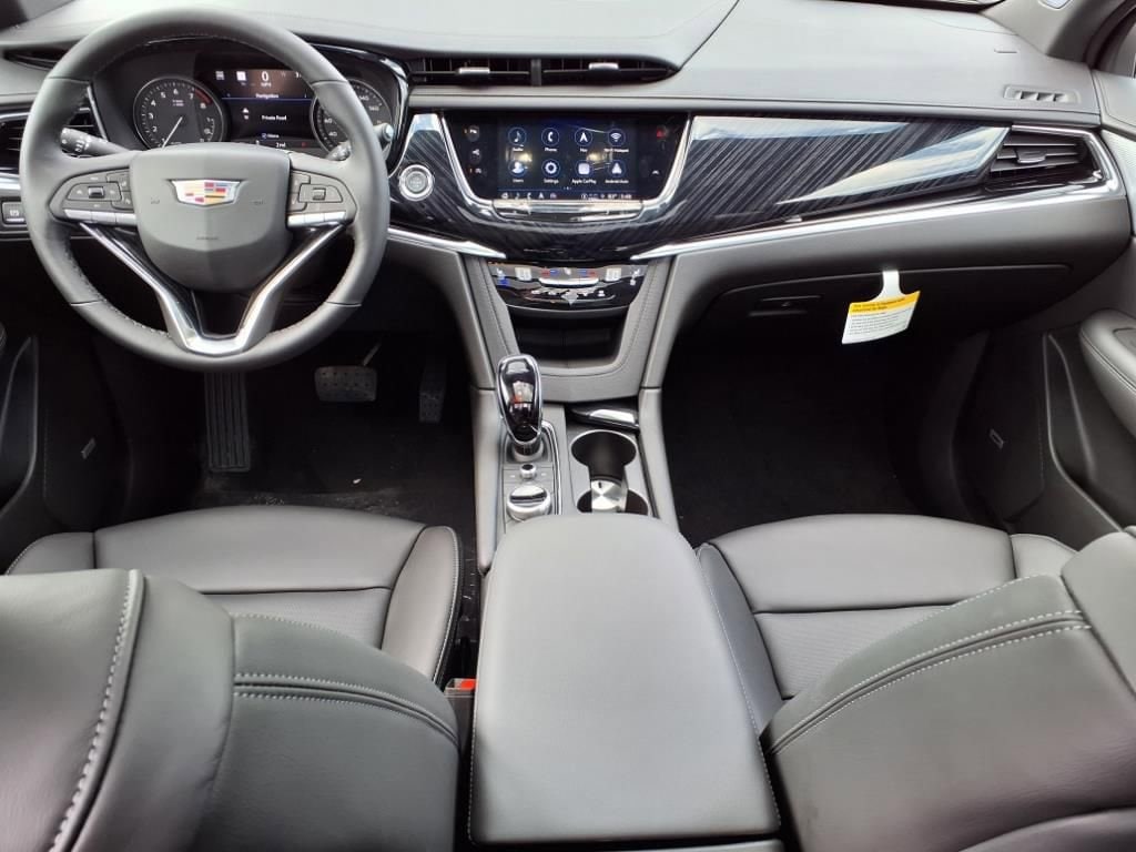 Thumbnail: 2025 Cadillac XT6 - 9